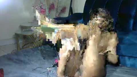 sexy pigeon online show from February 20, 2026, 4:53 am