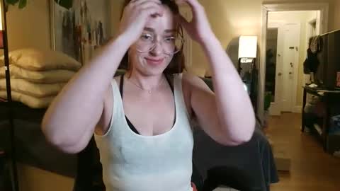 Sexy Sheep online show from April 13, 2026, 6:19 am