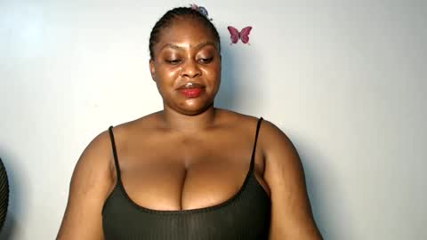 Luna online show from February 6, 2026, 8:23 pm