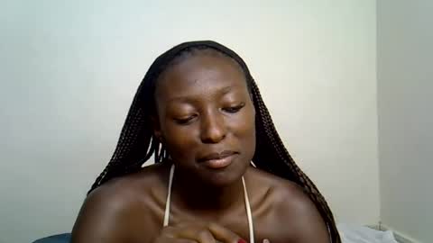 Snapshot of sexy_zola chatting on June 13, 2026, 4:27 pm Im Zola online show from June 13, 2026, 4:27 pm