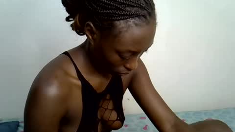 Snapshot of sexy_zola chatting on June 21, 2026, 11:35 am Im Zola online show from June 21, 2026, 11:35 am
