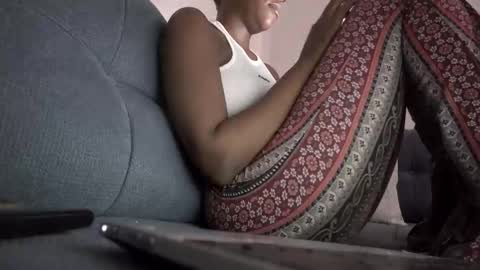 sexyBarb online show from February 17, 2026, 12:01 pm