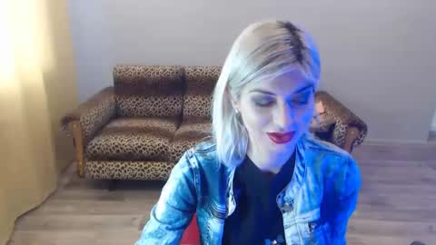Snapshot of sexybeatriice chatting on January 18, 2025, 7:17 am sexybeatriice online show from January 18, 2025, 7:17 am
