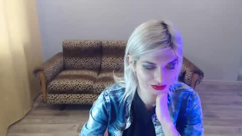 Snapshot of sexybeatriice chatting on January 20, 2025, 10:29 am sexybeatriice online show from January 20, 2025, 10:29 am