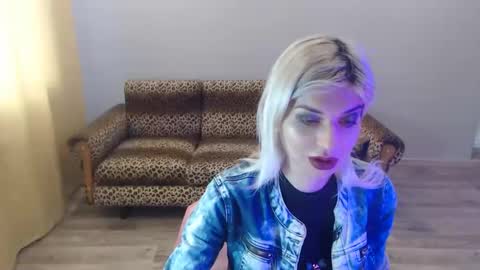 Snapshot of sexybeatriice chatting on January 21, 2025, 7:15 am sexybeatriice online show from January 21, 2025, 7:15 am