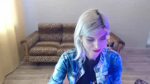 Snapshot of sexybeatriice chatting on January 23, 2025, 7:32 am sexybeatriice online show from January 23, 2025, 7:32 am