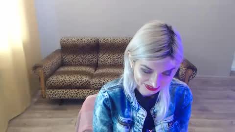 Snapshot of sexybeatriice chatting on January 25, 2025, 7:28 am sexybeatriice online show from January 25, 2025, 7:28 am