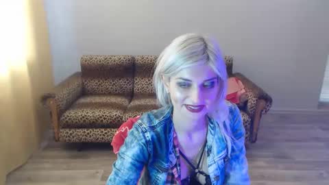 Snapshot of sexybeatriice chatting on February 16, 2025, 1:16 pm sexybeatriice online show from February 16, 2025, 1:16 pm