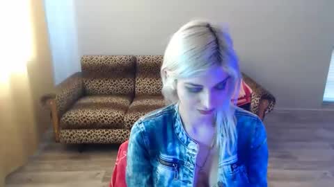 Snapshot of sexybeatriice chatting on February 27, 2025, 10:26 am sexybeatriice online show from February 27, 2025, 10:26 am