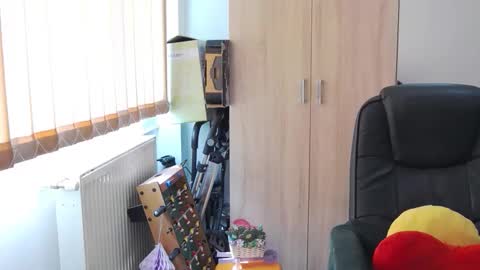 SexyBea online show from June 5, 2026, 7:47 am