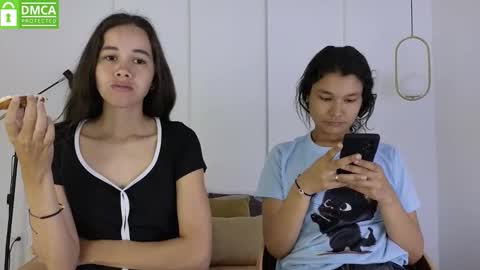 Snapshot of sexychanell_18 chatting on March 23, 2026, 1:37 pm chanell and yina online show from March 23, 2026, 1:37 pm