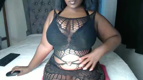 sexychocco online show from April 12, 2026, 12:10 pm