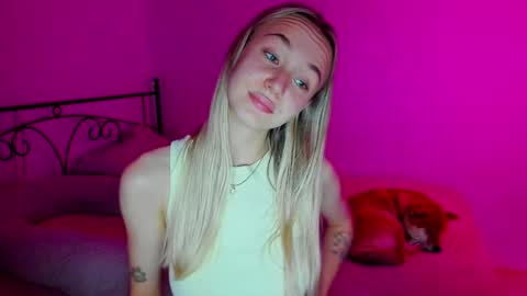 Snapshot of sexycocobutt chatting on December 1, 2024, 5:46 pm Sophia online show from December 1, 2024, 5:46 pm