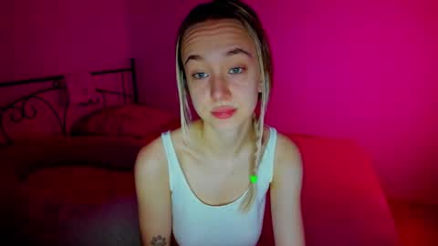 Snapshot of sexycocobutt chatting on January 7, 2025, 9:40 am Sophia online show from January 7, 2025, 9:40 am