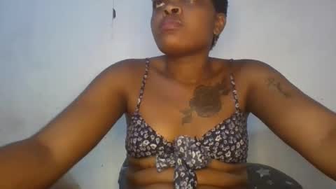 Snapshot of sexydee101436 chatting on February 14, 2026, 1:13 am sexydee101436 online show from February 14, 2026, 1:13 am