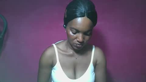 sexydoll32 online show from March 15, 2026, 10:05 pm