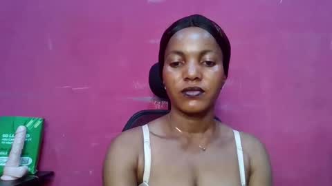 sexydoll32 online show from April 11, 2026, 11:20 pm