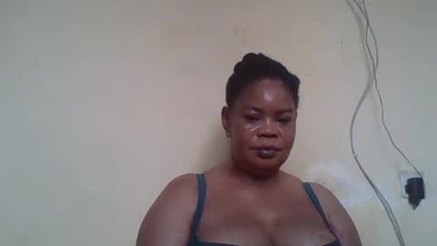 Snapshot of sexydove2 chatting on July 1, 2026, 7:21 am EMILY online show from July 1, 2026, 7:21 am