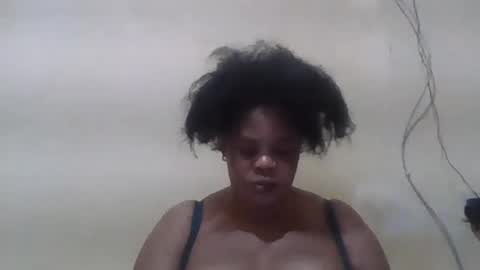Snapshot of sexydove2 chatting on July 6, 2026, 6:32 pm EMILY online show from July 6, 2026, 6:32 pm