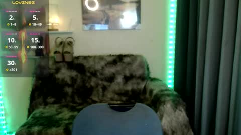 Kelly online show from March 21, 2026, 9:36 am