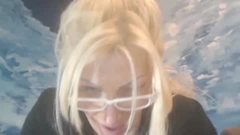 Snapshot of sexyeni chatting on December 4, 2024, 4:21 am ENI pvt moan your name WHEN I M NOT online you tell me in SNAPCHAT deal yes add me... FREE TWITTER magiconline101...... online show from December 4, 2024, 4:21 am