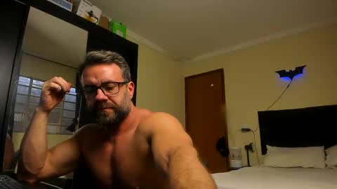 Snapshot of sexyflightz chatting on October 17, 2025, 6:54 pm chris online show from October 17, 2025, 6:54 pm