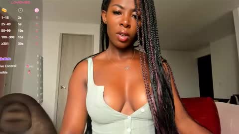 Snapshot of sexyhotblack21 chatting on September 18, 2025, 1:35 pm hotebony online show from September 18, 2025, 1:35 pm