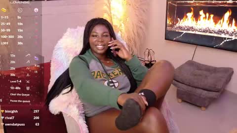 hotebony online show from May 11, 2026, 4:04 pm