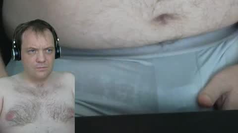 Snapshot of sexyhotboy87 chatting on September 15, 2025, 5:18 am Henry online show from September 15, 2025, 5:18 am