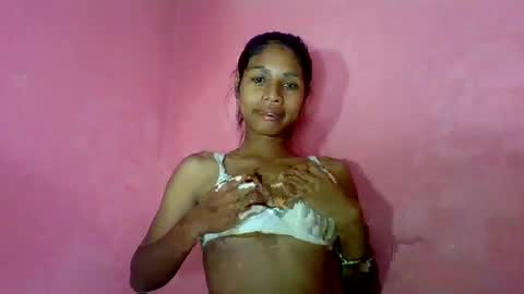 Snapshot of sexyjolie586 chatting on June 27, 2026, 6:13 pm sexyjolie586 online show from June 27, 2026, 6:13 pm