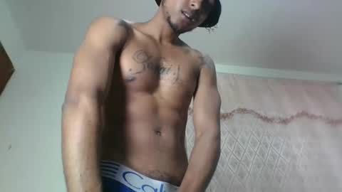 Snapshot of sexyleon69 chatting on January 27, 2025, 11:43 pm Sexy leon online show from January 27, 2025, 11:43 pm