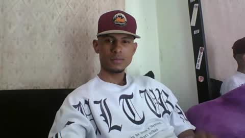 Sexy leon online show from April 23, 2026, 5:48 pm