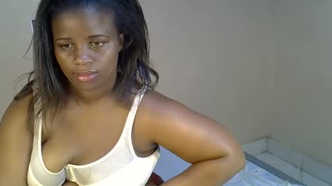 sexylucy33 online show from April 10, 2026, 3:34 am