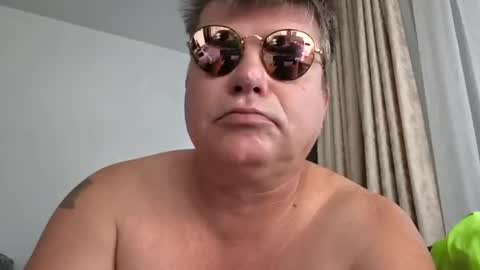 sexymaikel69 online show from July 19, 2026, 6:50 am