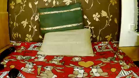 Snapshot of sexymayagold chatting on March 9, 2026, 7:23 am Squirty Maya Gold online show from March 9, 2026, 7:23 am