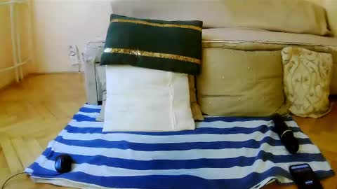 Snapshot of sexymayagold chatting on June 26, 2026, 1:37 pm Squirty Maya Gold online show from June 26, 2026, 1:37 pm