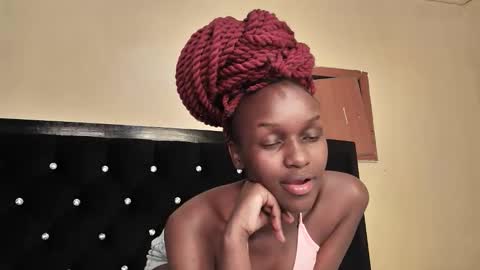 Snapshot of sexynina25 chatting on September 28, 2025, 6:24 pm nina online show from September 28, 2025, 6:24 pm