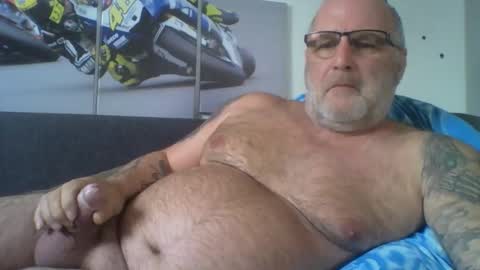 sexypaa online show from February 19, 2026, 2:24 pm