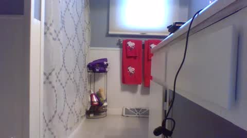 Snapshot of sexypluvin chatting on December 16, 2024, 8:16 pm sexypluvin online show from December 16, 2024, 8:16 pm