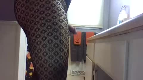 Snapshot of sexypluvin chatting on October 23, 2025, 8:40 pm sexypluvin online show from October 23, 2025, 8:40 pm