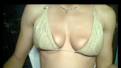 sexypussy000 online show from April 14, 2026, 5:35 am