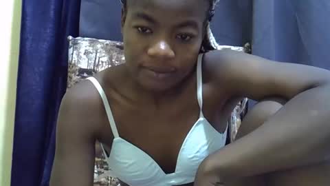 Snapshot of sexyshaz22 chatting on February 2, 2026, 9:24 pm sexyshaz22 online show from February 2, 2026, 9:24 pm