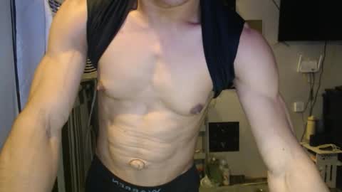sexystrongcum online show from March 18, 2026, 1:36 pm