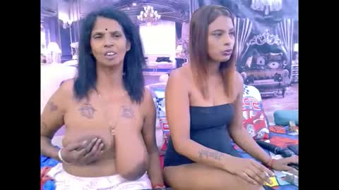 Snapshot of sexyva4u2luv chatting on February 15, 2026, 7:54 pm sexyva4u2luv online show from February 15, 2026, 7:54 pm