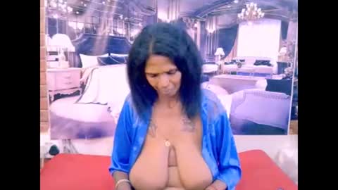 Snapshot of sexyva4u2luv chatting on April 10, 2026, 10:47 pm sexyva4u2luv online show from April 10, 2026, 10:47 pm