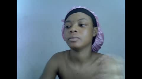 sexyxpeach online show from April 1, 2026, 11:35 pm