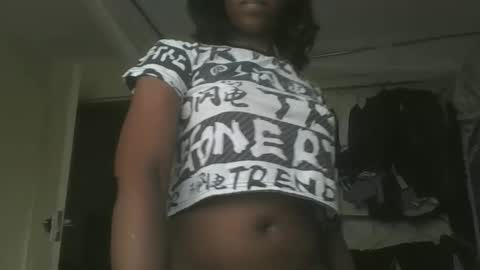 Mel online show from November 24, 2025, 12:05 pm