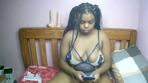 sexyyred_ online show from June 5, 2026, 3:13 am