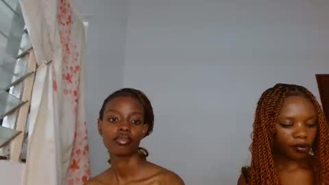 sexyzuriel online show from February 17, 2026, 4:31 am