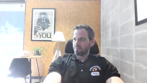 Snapshot of shad0w_hunter chatting on January 24, 2025, 6:35 pm shad0w_hunter online show from January 24, 2025, 6:35 pm